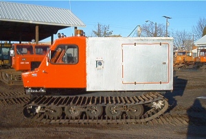 Thiokol 1450 Super Imp, 6 cyl., AT, covered storage area, runs very well, low hours, good tracks and new paint